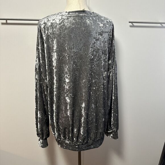 Wishlist Silver Shimmer Crushed Stretch Velvet Top Long Tunic Length Size S/M - Picture 5 of 9
